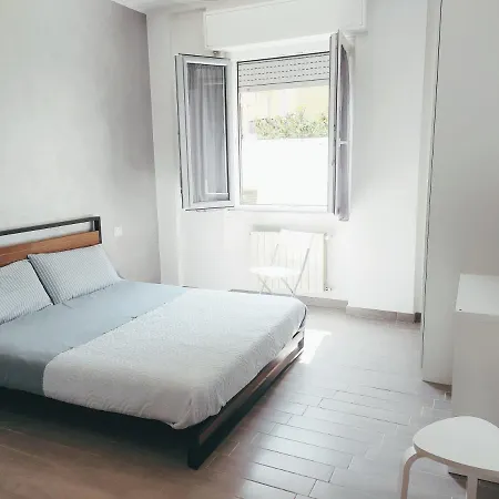 Venosa2 Apartament Mediolan